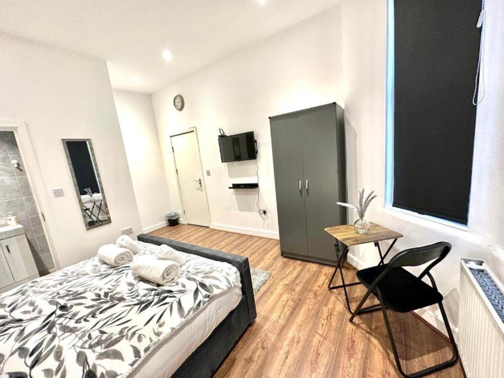 Hounslow Suites - Tw3 エクステリア 写真