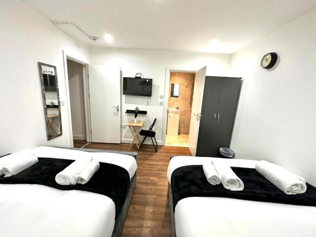 Hounslow Suites - Tw3 エクステリア 写真