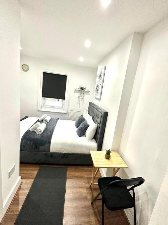 Hounslow Suites - Tw3 エクステリア 写真